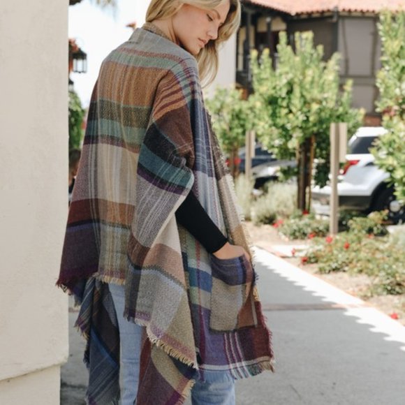 Cozy Plaid Ruana Shawl Blanket Autumn - Picture 3 of 5